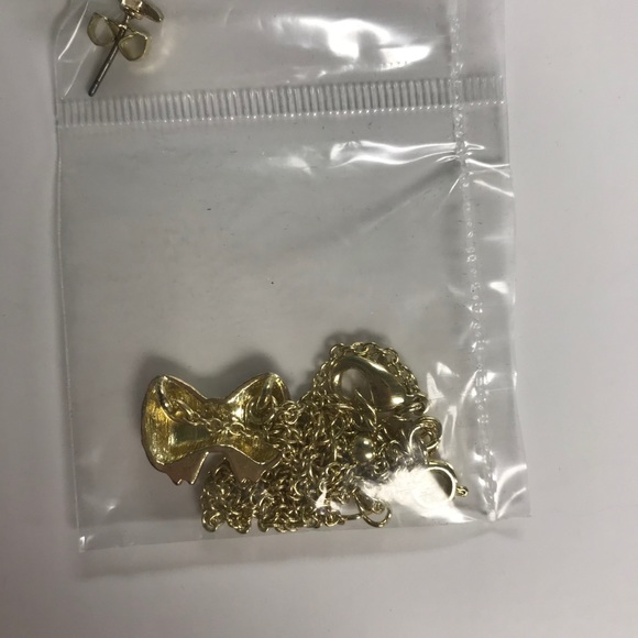 NWT Avon Patriotic Bow Necklace & Earring Gift Set - Picture 4 of 8